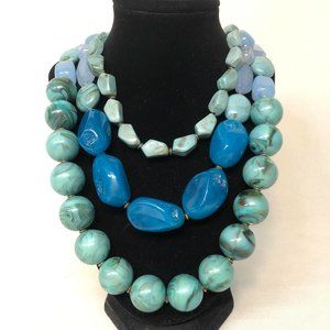 Blue and Green CHONKY fabulous necklace!  OMG